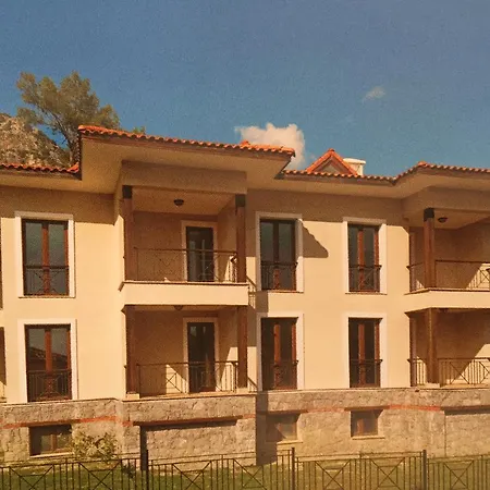 فيلة Terrace Life Palm Villas *